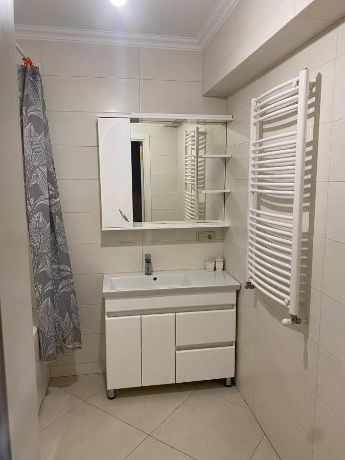 Appartement Avec 2 Chambres En Centre Ville Кишинів Екстер'єр фото