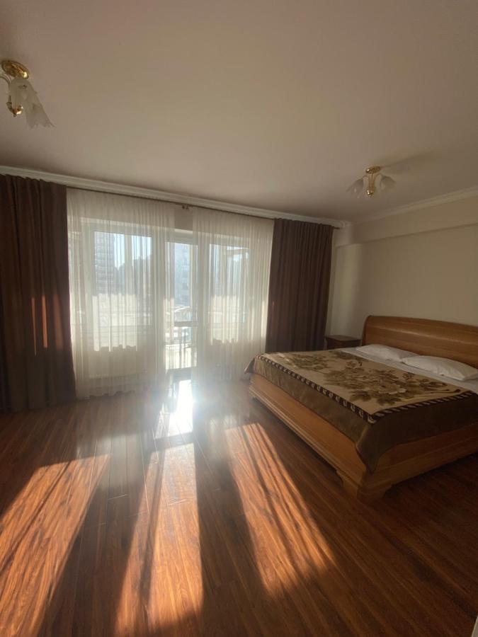 Appartement Avec 2 Chambres En Centre Ville Кишинів Екстер'єр фото